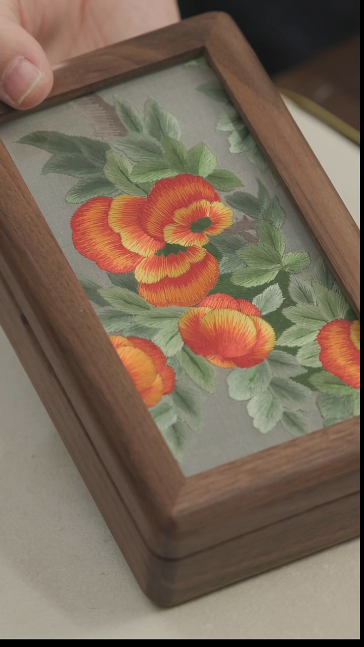 刺绣湘传礼纯手工首饰盒