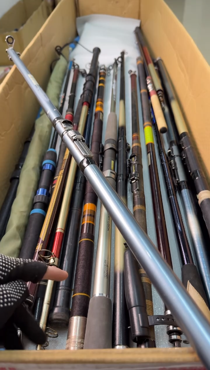 秋***来孤品微z瑕实物以直播间 为准加10元发顺丰