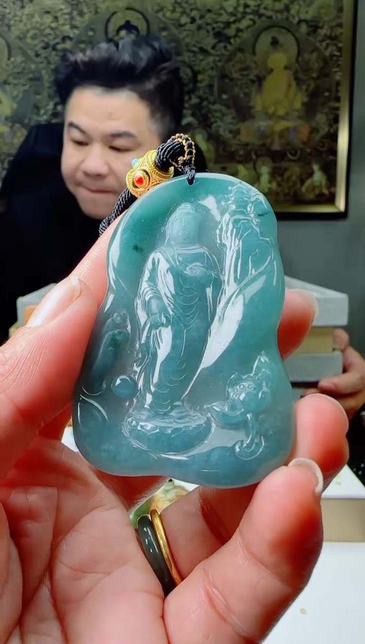 【闪购商品】翡翠颈饰未镶嵌1111111111