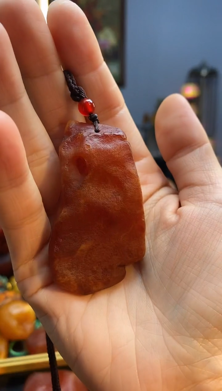 琥珀颈饰未镶嵌吊坠