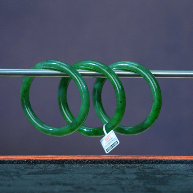 「知简」 碧玉 和田玉手镯 多样性发一