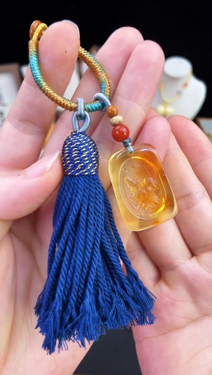 琥珀未镶嵌珠宝奇石柒月