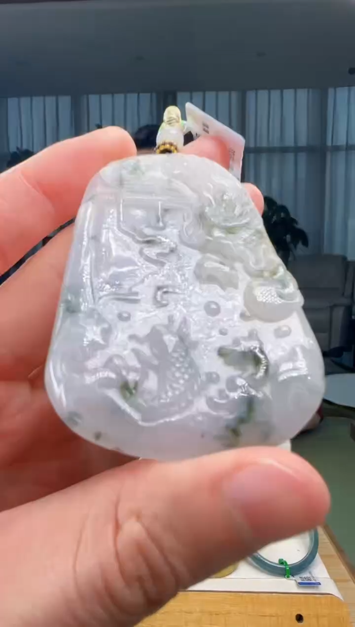 【闪购商品】翡翠颈饰未镶嵌DY@@60B7J15133