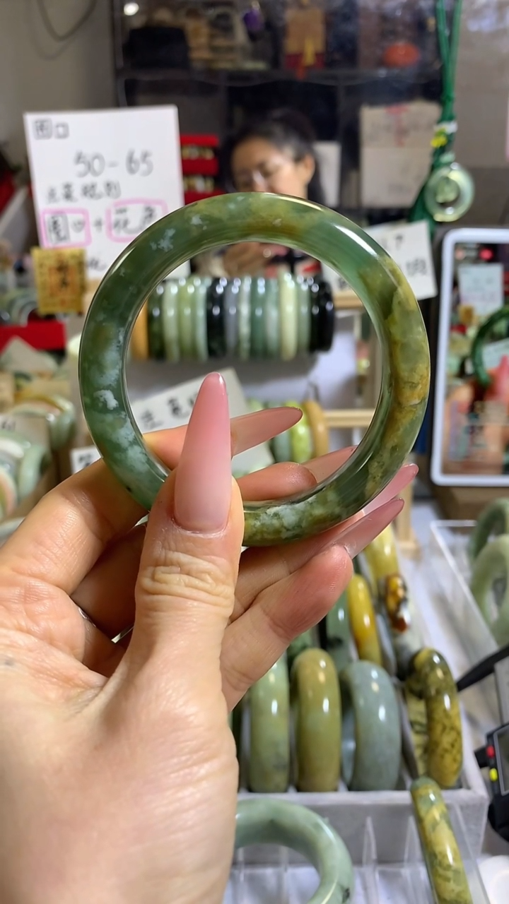 未镶嵌岫玉手镯6 57+ 