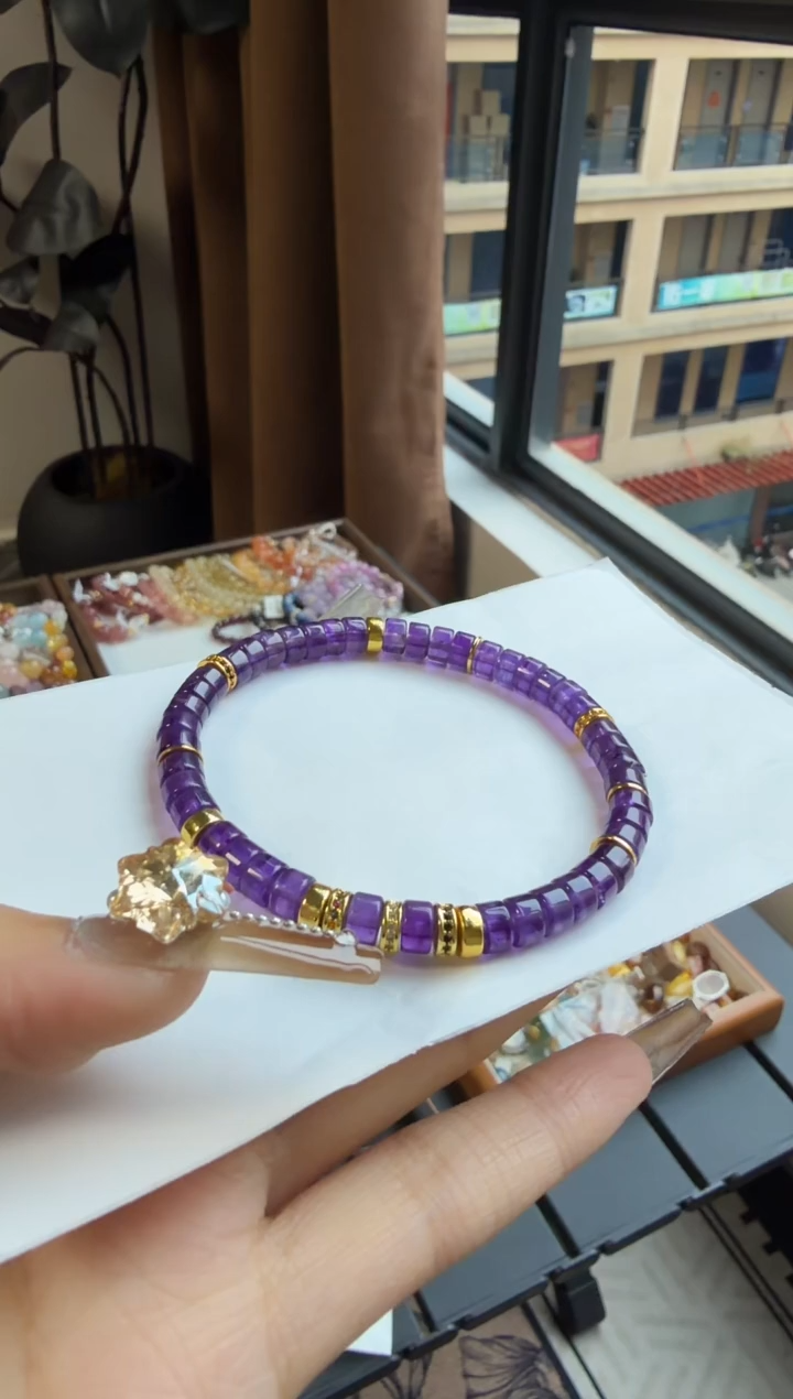 水晶摆件未镶嵌?**橙手链