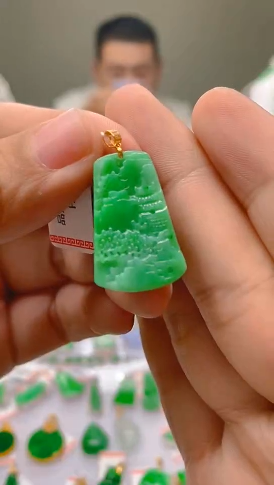 【闪购商品】翡翠颈饰18K金镶嵌 新号开播，全场乱卖