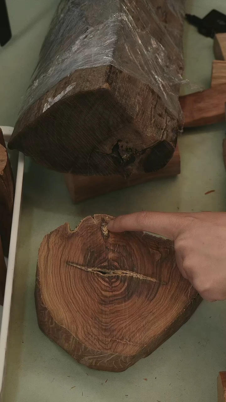 【闪购商品】檀香木把件老山檀香 原木木料