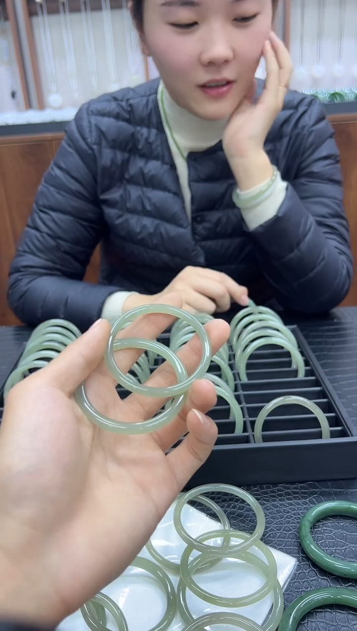 【闪购商品】和田玉手镯未镶嵌0202s009多样性发一