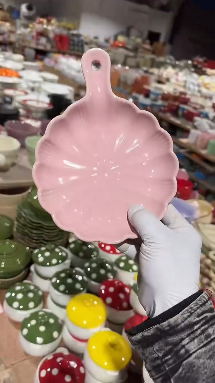 陶瓷梨花手柄盘微瑕 凑满20元包邮