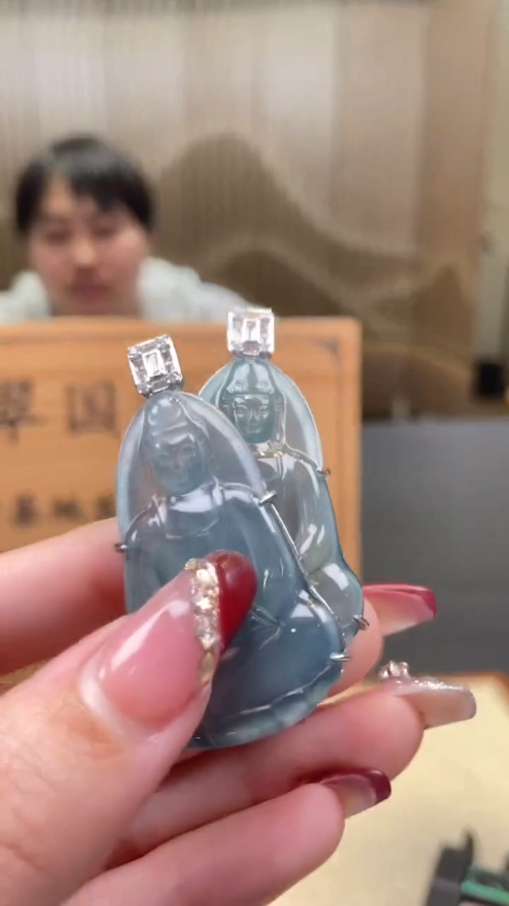 【闪购商品】翡翠颈饰未镶嵌多样性发货 (只发一件) *A90