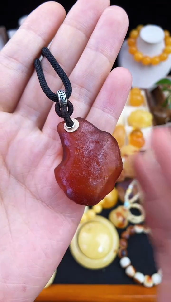 琥珀未镶嵌珠宝奇石柒月