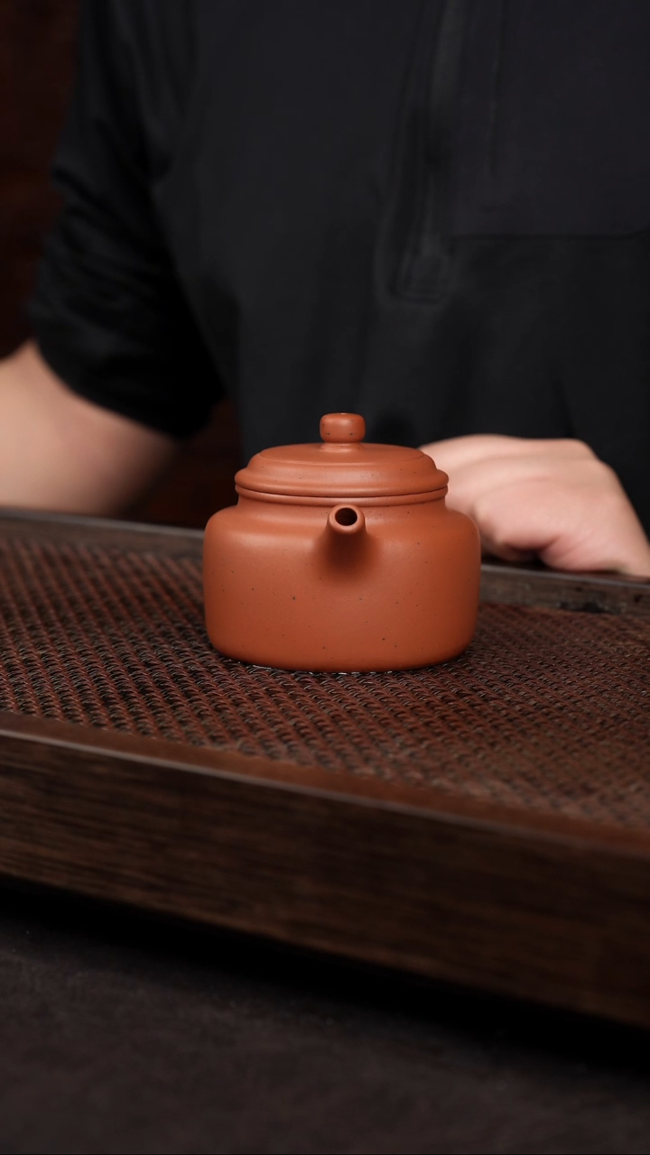 【闪购商品】紫砂茶壶大红泥德钟