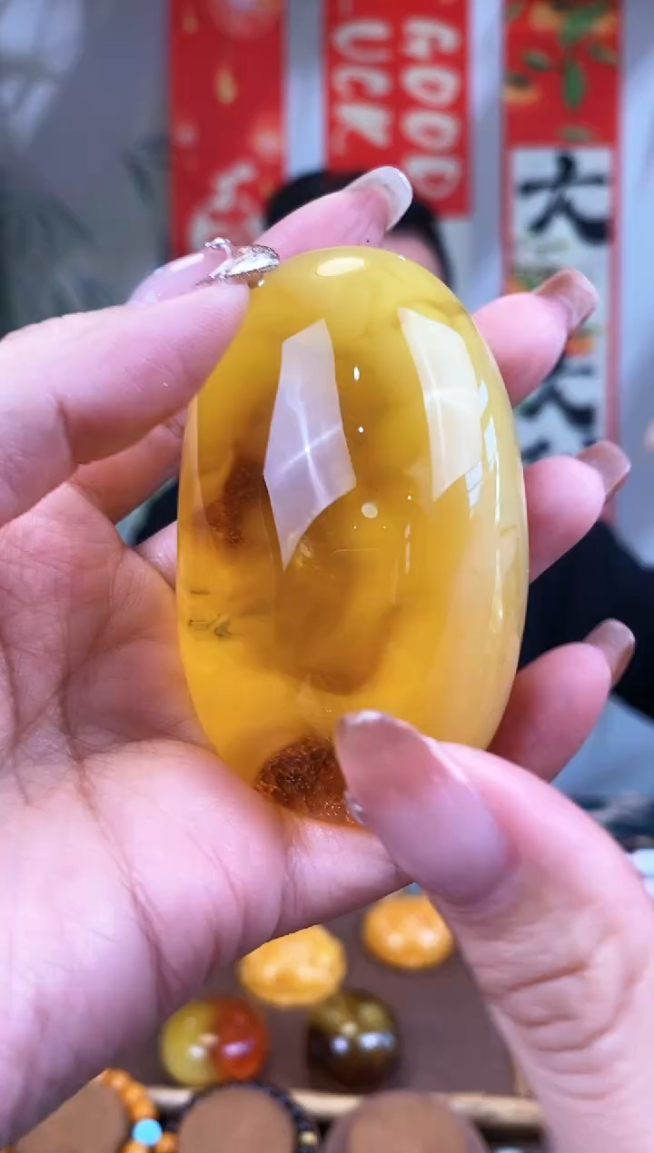 【闪购商品】琥珀裸石未镶嵌基地发货 一物一证 顺丰包邮
