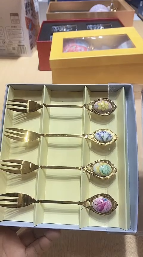 瓷片全场正品,一件不留@@1