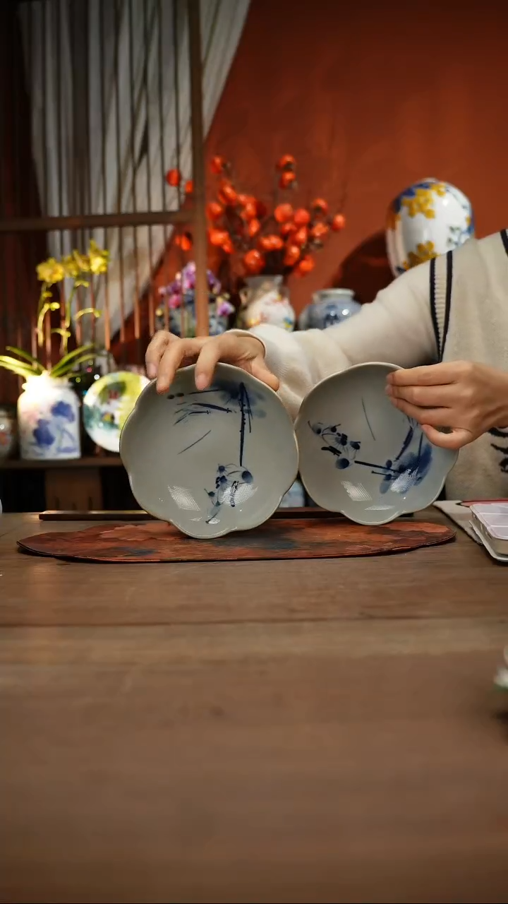 当代高温釉下彩手绘陶瓷餐具