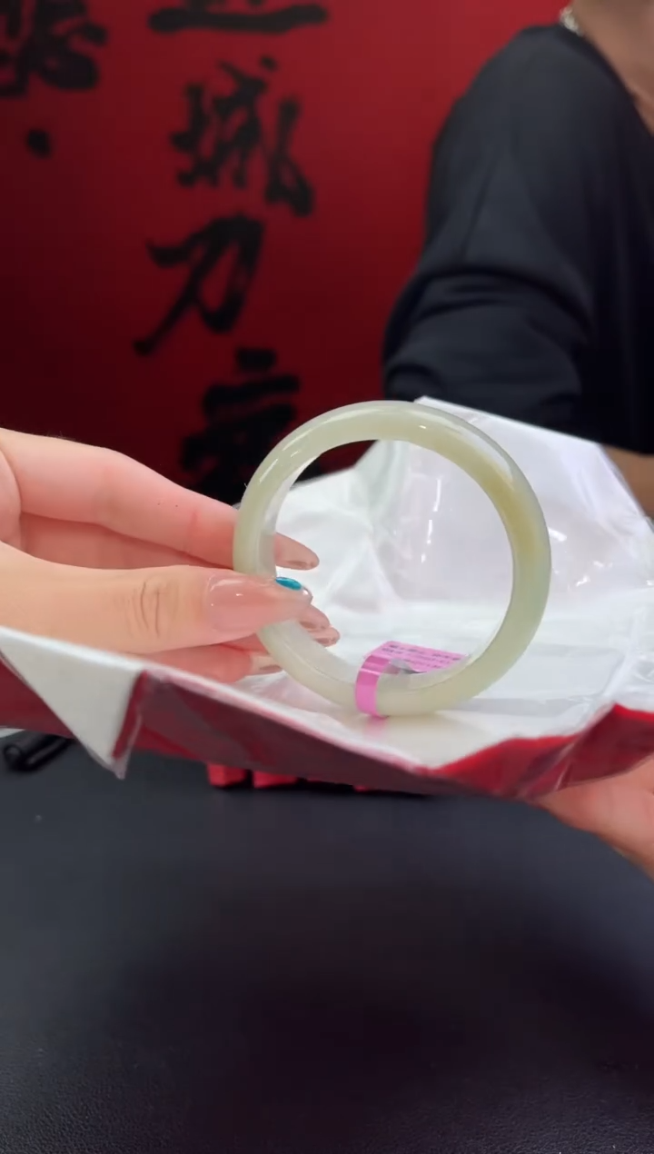 【闪购商品】翡翠未镶嵌手镯翡翠手镯2