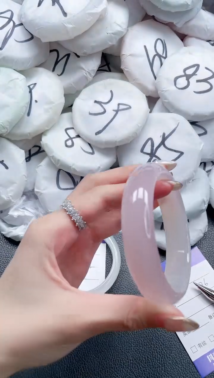 【闪购商品】石英质玉手镯未镶嵌05J160-62