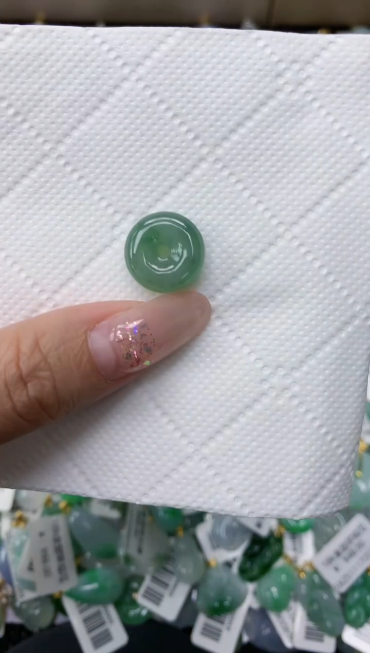 颈饰未镶嵌翡翠1111111111