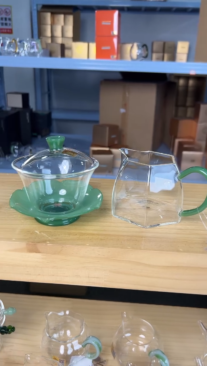 荷叶盖碗+棱然茶海 翡翠玉