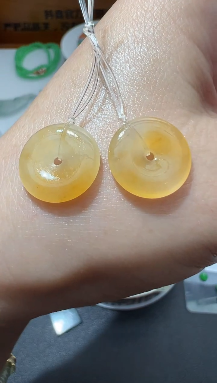 定制翡翠未镶嵌13.5*2.5扣子一对