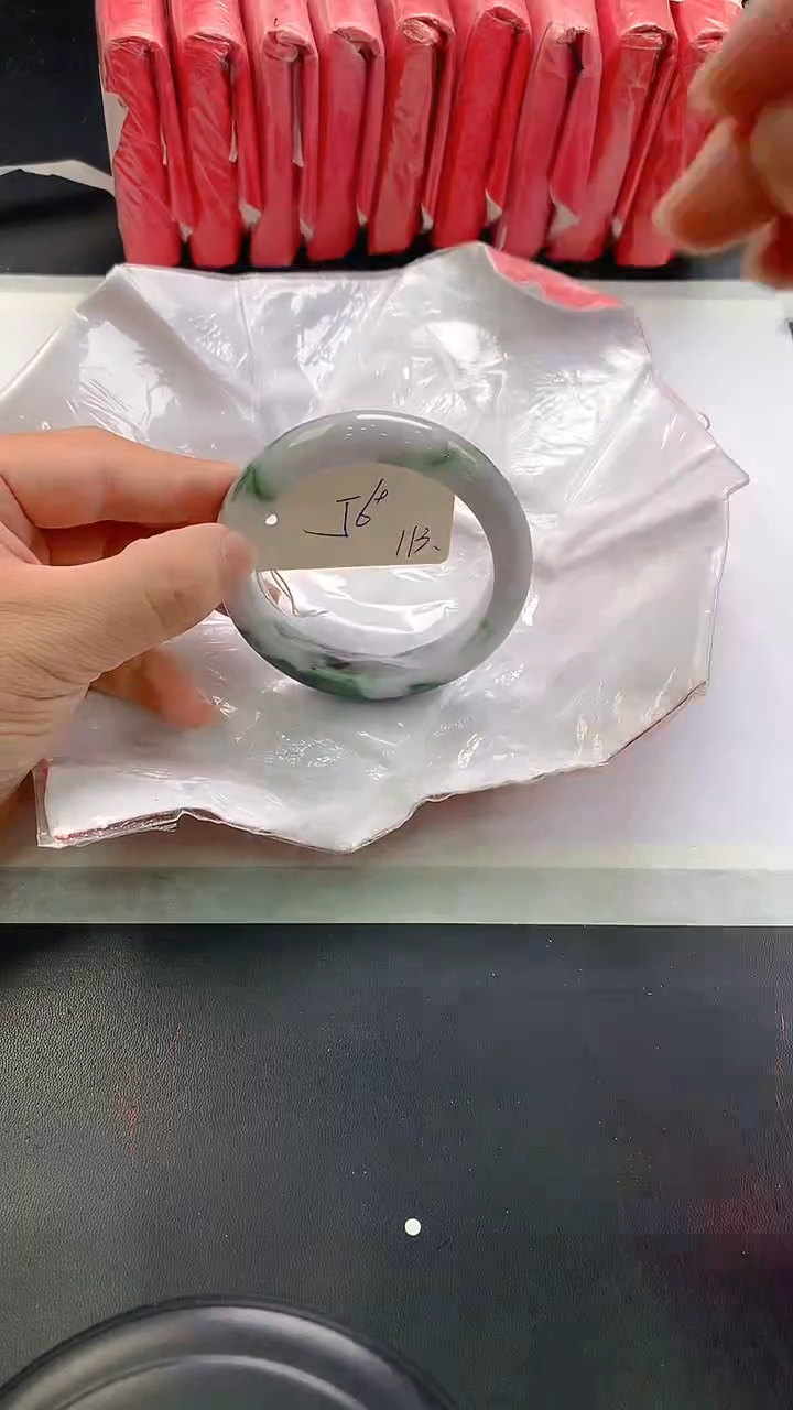 未镶嵌手镯翡翠113