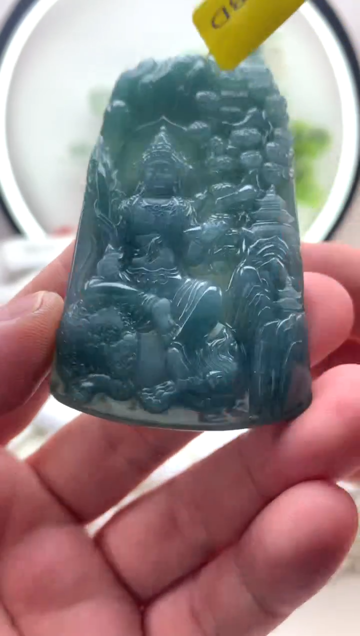 翡翠未镶嵌颈饰文殊