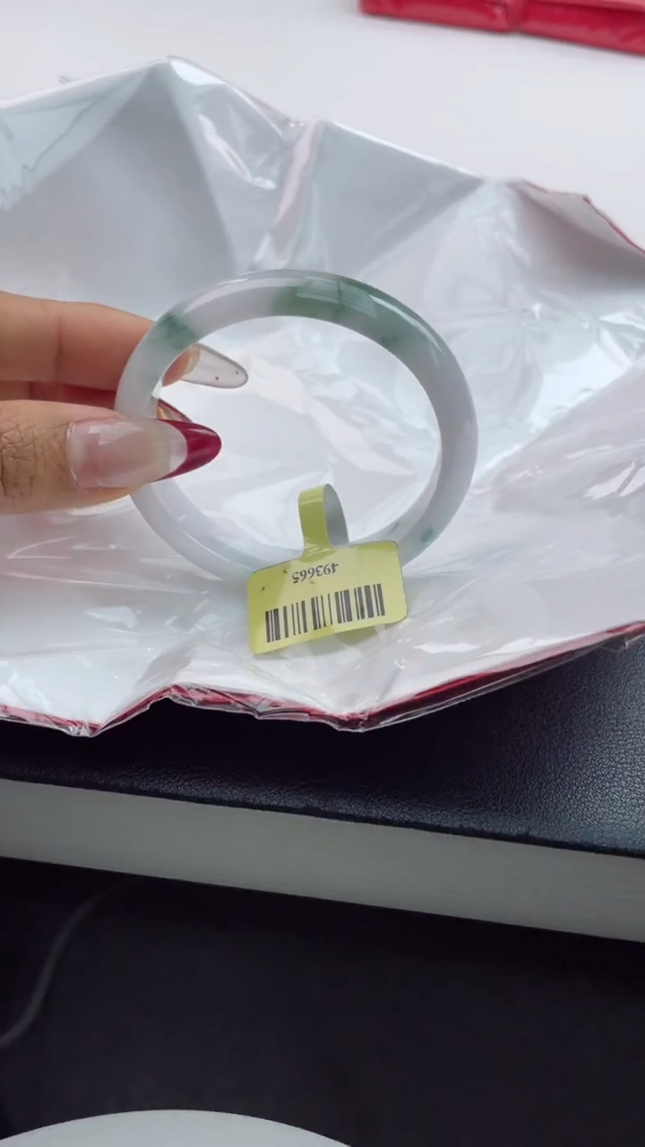 【闪购商品】翡翠手镯（贵妃镯）未镶嵌11翡翠手镯