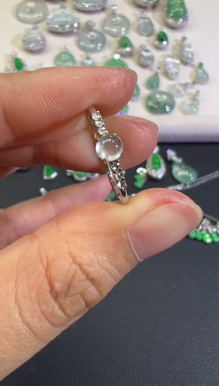 18K金镶嵌戒指翡翠B243|980