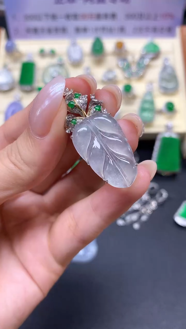 【闪购商品】翡翠吊坠(不含链)18K金镶嵌吊坠|6800+680