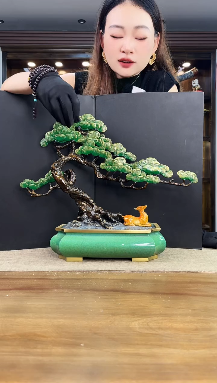 黄铜用****8青松纳福 黄铜罗汉松盆景