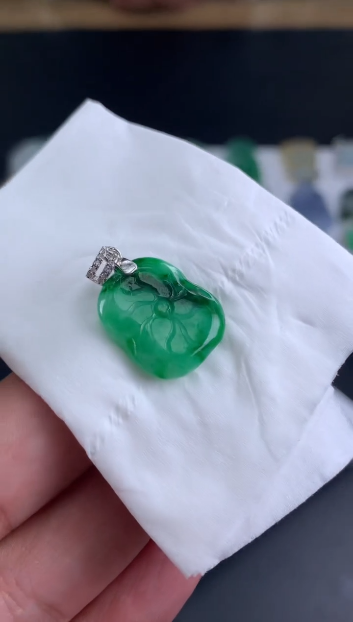 【闪购商品】翡翠颈饰未镶嵌翡翠