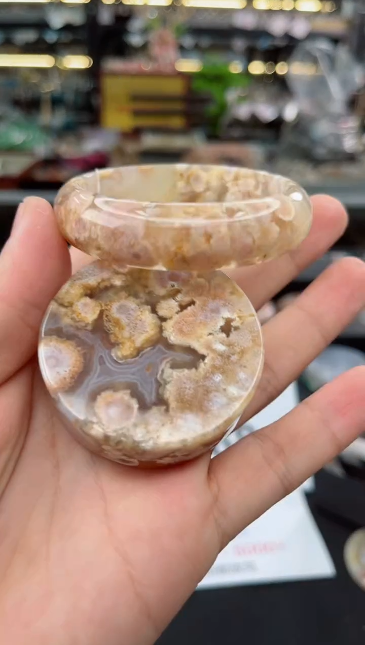 【闪购商品】石英质玉手镯未镶嵌54圈口（赠品镯心）6608107