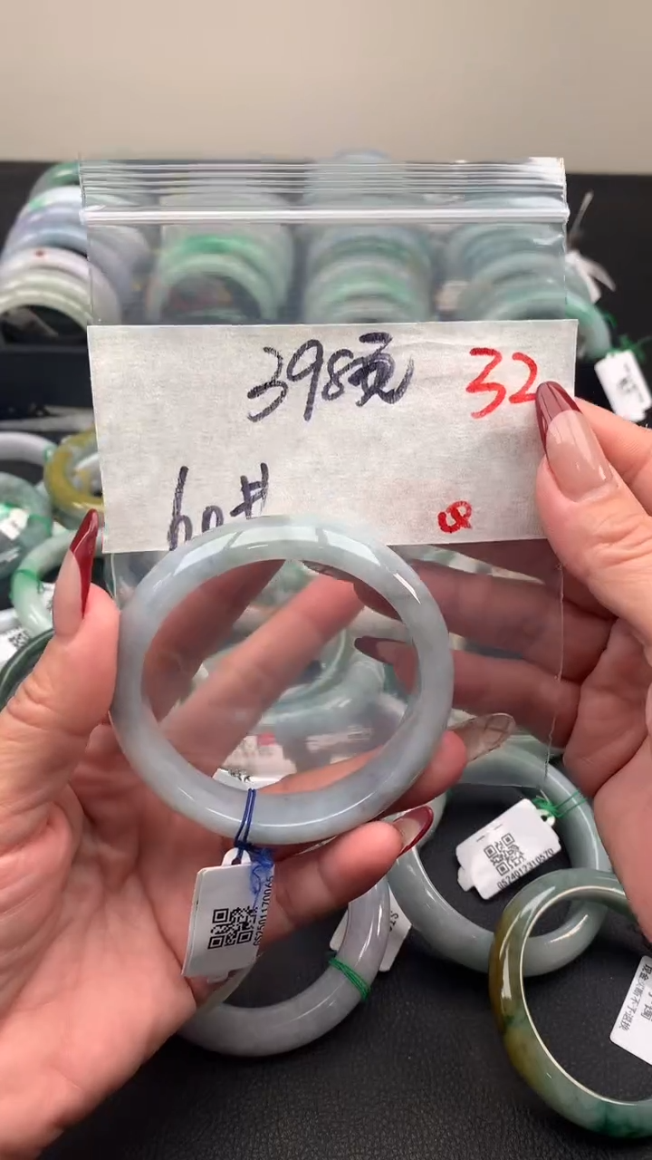 【闪购商品】定制翡翠未镶嵌毛货需精细抛光+多样性发货拍一发一