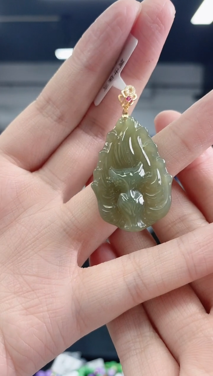 和田玉未镶嵌颈饰多样性发其一颜色微差