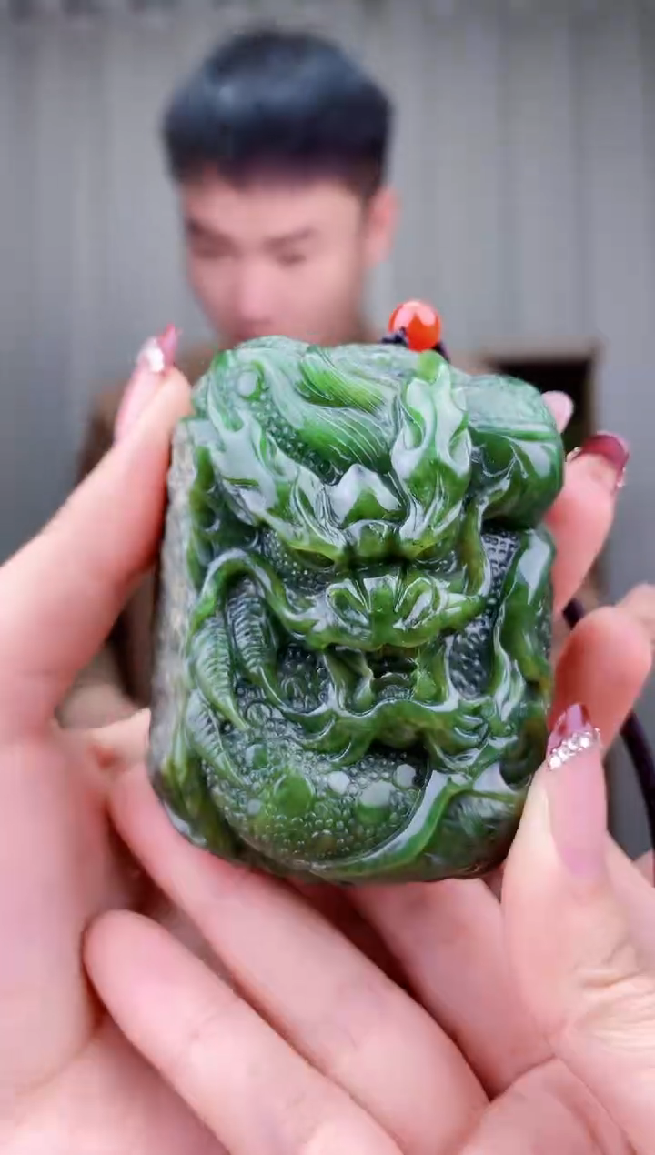 【闪购商品】和田玉挂件未镶嵌拍一发一，多样性发货