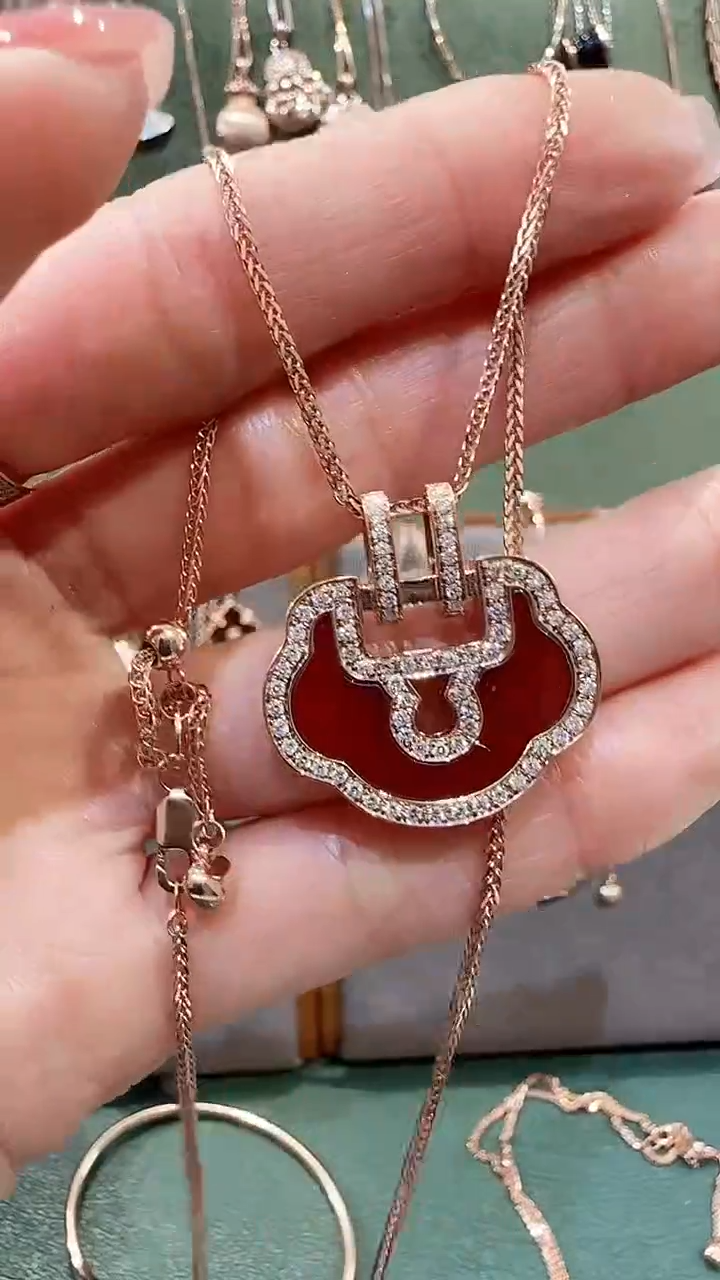 【闪购商品】玛瑙/玉髓吊坠(不含链)18K金镶嵌18K金钻石如意吊坠