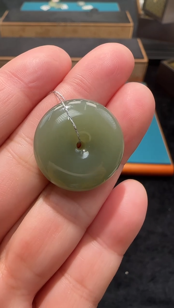 吊坠(不含链)未镶嵌和田玉新疆和田玉于田料平安扣