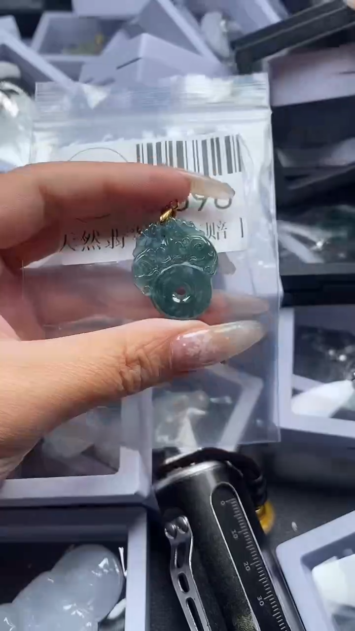 颈饰未镶嵌翡翠2598