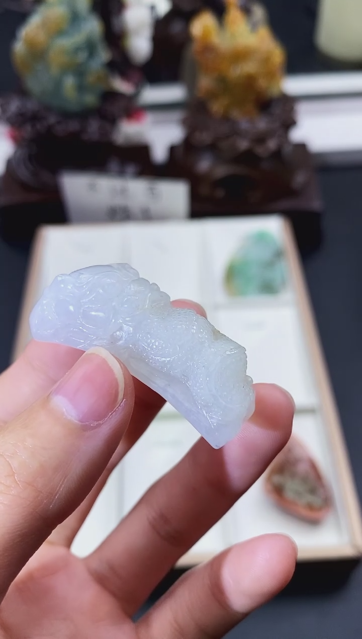 颈饰未镶嵌翡翠天然缅甸A货翡翠1