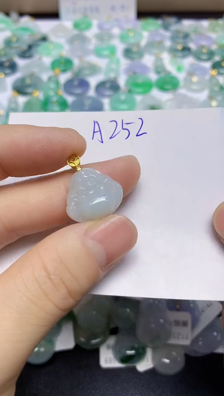 颈饰未镶嵌翡翠天然缅甸翡翠A货翡翠百元以上9元证书费自理