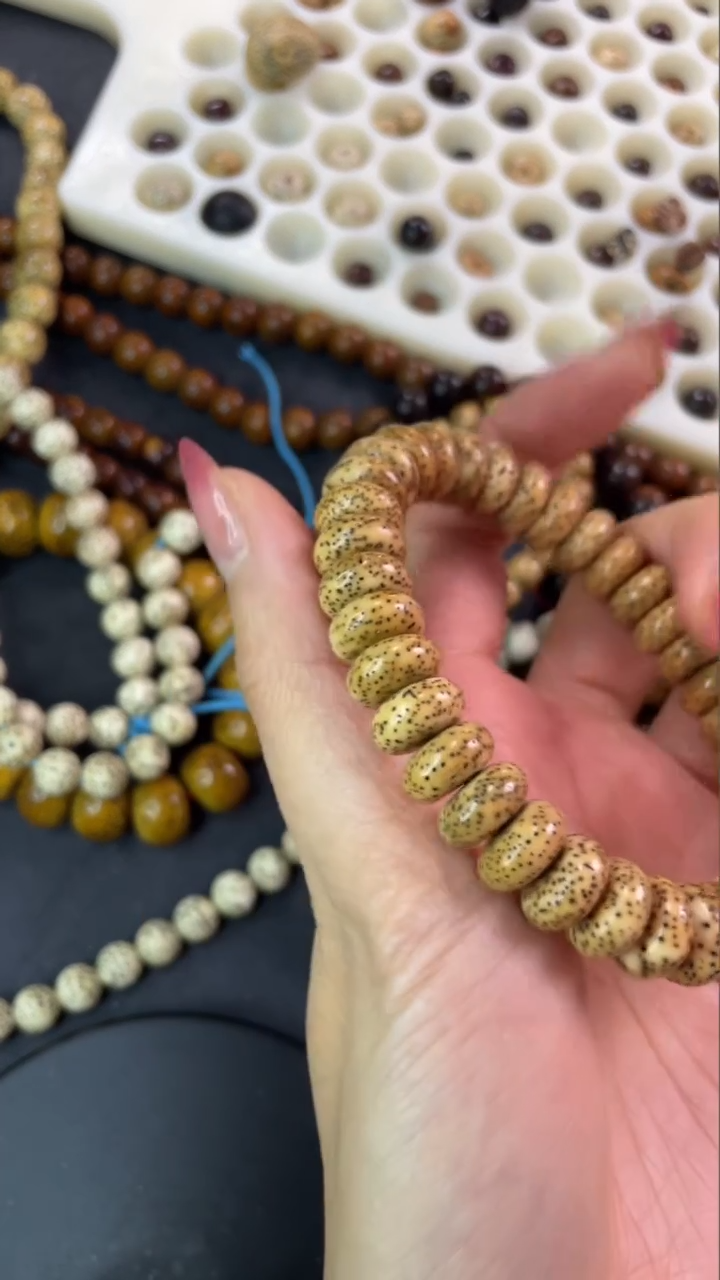 【闪购商品】星月菩提手串精工级浅珀药片12*6手串