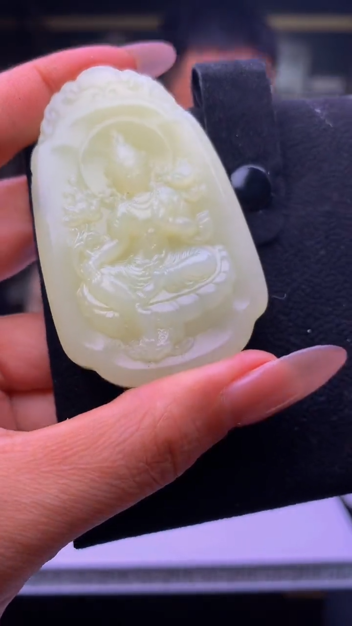 【闪购商品】定制和田玉Boss阳天然和田玉（拍一发一）