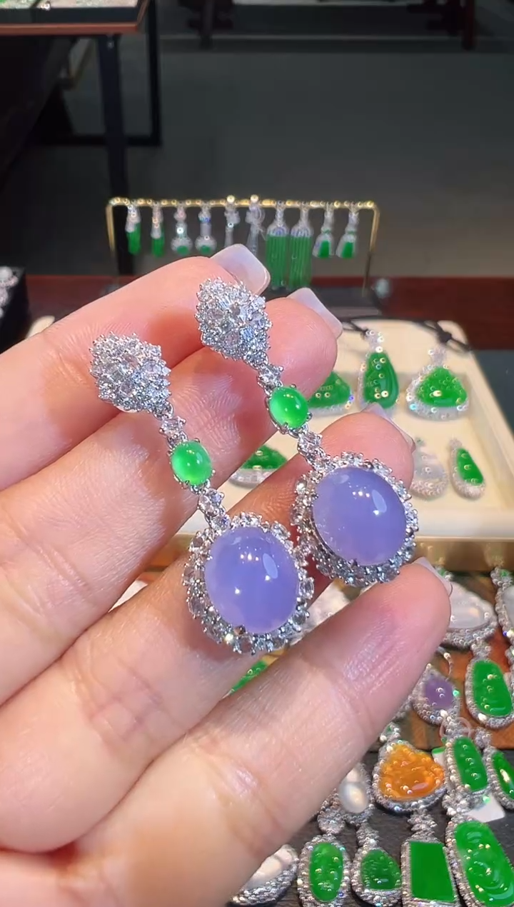 【闪购商品】翡翠耳饰18K金镶嵌翡翠