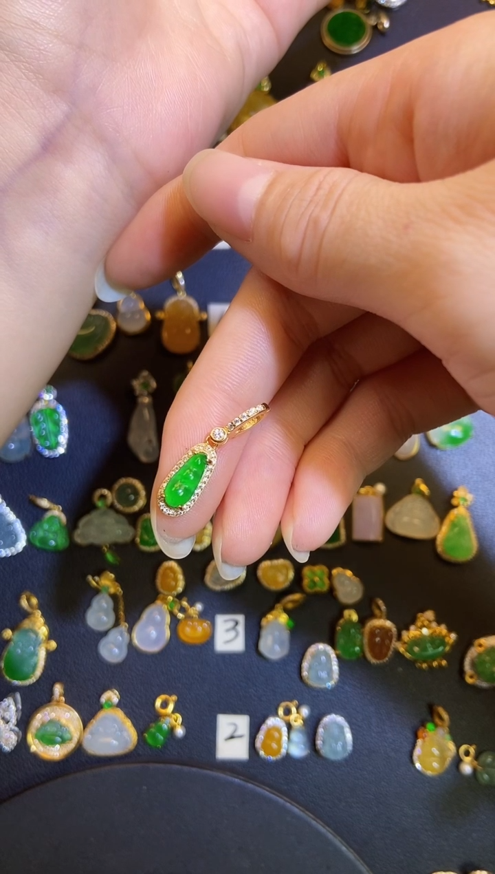 吊坠(不含链)银S925镶嵌翡翠1