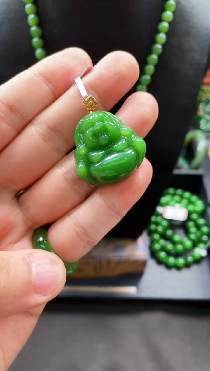 【闪购商品】和田玉吊坠18K金镶嵌多样性发一