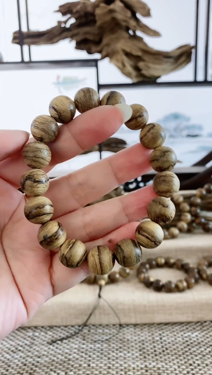 沉香手串大**粥正区达拉干软丝老料13+MM单圈