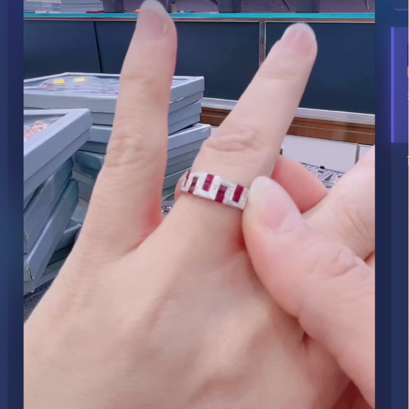 18k金镶嵌红宝石戒指