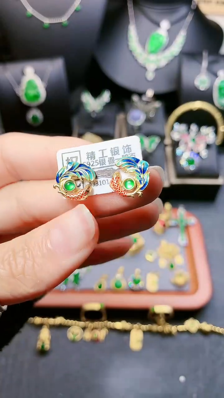 【闪购商品】翡翠耳饰银S925镶嵌耳饰