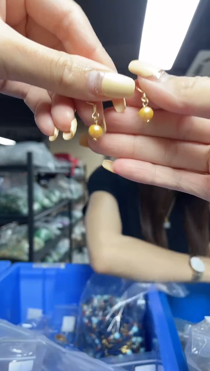 未镶嵌海水珍珠`（多样性发一件）