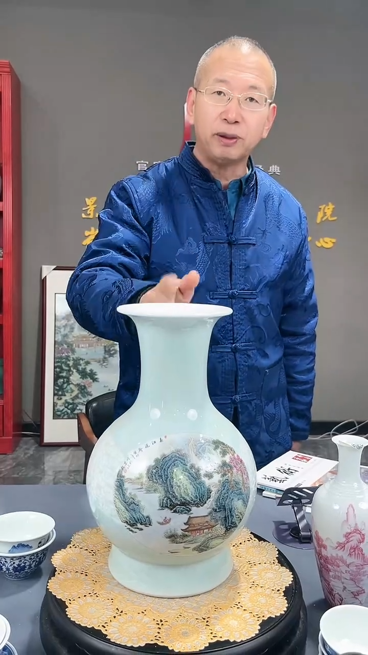 【闪购商品】官窑瓷画院296官窑瓷画院开窗山水赏瓶